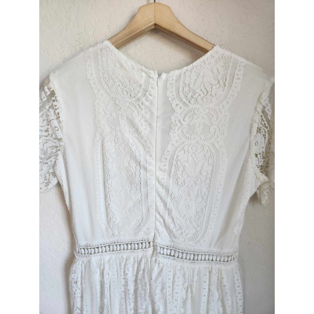 Bella Ella Lace White Maxi Dress Size Large New with tags - Picture 5 of 11